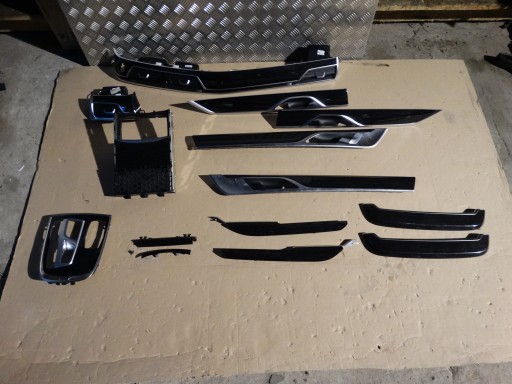 H25 - ІДЕАЛЬНИЙ НАБІР ДЕКОРАТИВНИХ СМУЖОК. AMBIENTE BMW G11 1