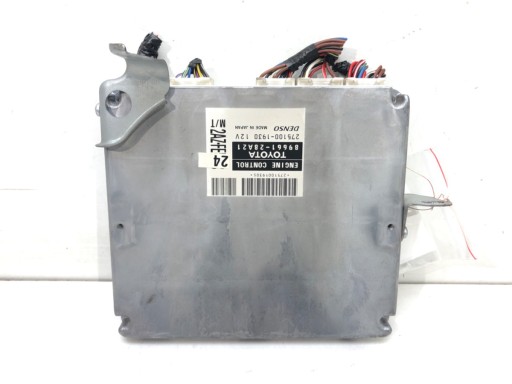 LORK-486-14888 - Комп'ютер двигуна toyota previa ii 89661-28a21 2.4 156km 00-06 контролер