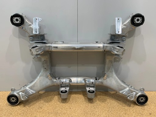 6866423 - Bmw 6 g32 g31 салазки задние задние идеально прямые