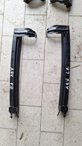 PROWADNICA door windows PRZEDNIEJ RENAULT ARKANA 802262248R 802172695R