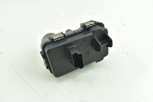 Régulateur Turbines RANGE ROVER EVOQUE et 2.2 d A2C84388800