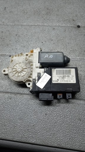 Двигатель передний правый peugeot 807 04r 2.2hdi