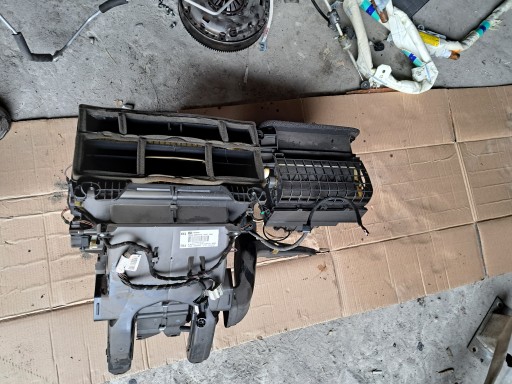 ohřívač kompletní OPEL ASTRA J 1.7 CDTI 13338025 EUROPA 12 R,