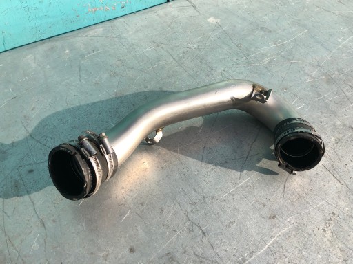 A2780980507 - MERCEDES W218 63 M157 впускная труба AMG Bi TURBO