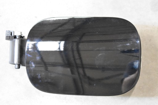 IDEALNA Tankklappe des Kraftstoffsbehälters Farbe 696 MERCEDES GLB X247 1