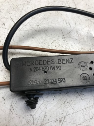 verstärker antenne MERCEDES W204 A2048708490