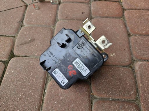 control unit of the engine computer of an electrical Inwerter fa Renault Zoe 291E04582R