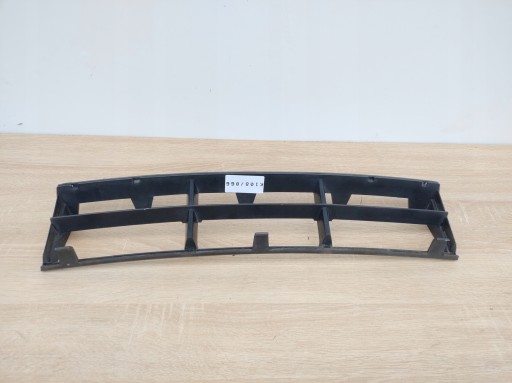 BMW 5 E39 grid of a bumper front central grille