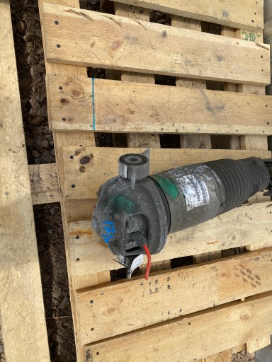 Stoßdämpfer links heck hinten links AUDI Q7 4L 4.2 7L8616019A