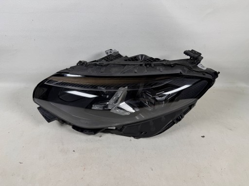 Mercedes CLA A174 25- Licht Multibeam links vorne vorne