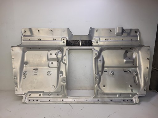 SCIANA PRZEGRODA boot AUDI A8 D4 4H0813501D