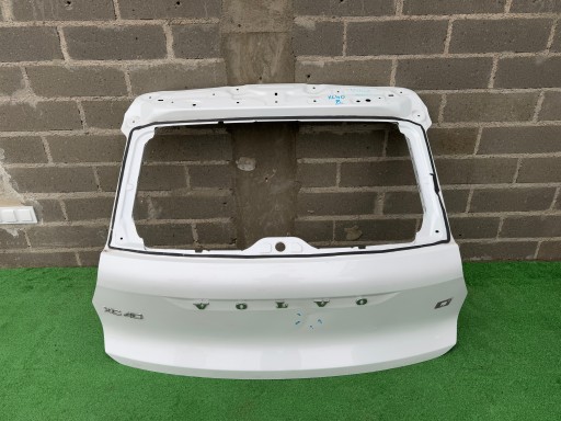 2018- - VOLVO XC40 2018 - КРИШКА БАГАЖНИКА