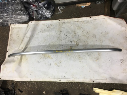 738219391R - РЕЛИНГ КРЫШИ ЛЕВЫЙ ХРОМ RENAULT MEGANE IV УНИВЕРСАЛ