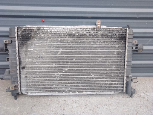 water cooler Opel Zafira B 1.9