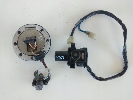 123456735 - YAMAHA R1 RN04 RN01 замок зажигания пробка