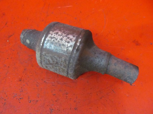 SEAT IBIZA III 6L 1.4 16V BBY catalyst 6Q0178GA 6Q0131701N SPAIN