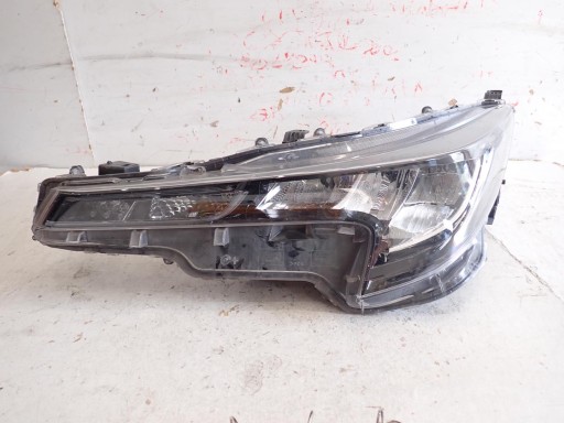 light front left TOYOTA COROLLA E21 2019- FULL LED HB KOMBI 81150-02S60