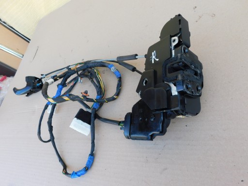 lock door right front of the passenger Hyundai H1 II Starex ropes handle bundle