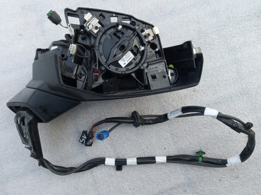 80B857410E - Audi SQ5 Q5 Зеркало правое 15Pin + камера