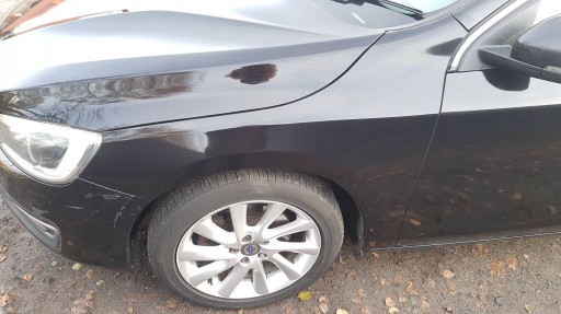 GGC8559 - Volvo s60 v60 підйомник 13-17 переднє ліве крило хороший демонтаж 717-46