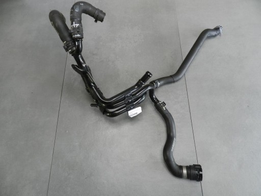 VW JETTA 5C ВОДЯНАЯ ТРУБКА 04L121051A