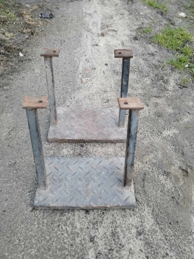 Подножки для кабины URSUS 3512 2812 Mf 255 235 C-330 C-360