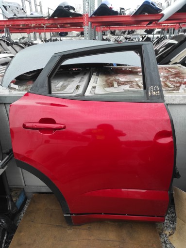 X540 - Праві задні двері jaguar e-pace