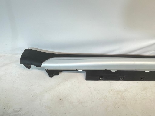 Mini Countryman II F60 ^ moulding cap of the threshold right 51777467696 !J