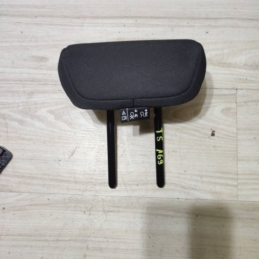 rest rear the centre Opel Corsa F