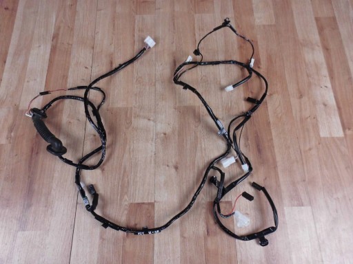 Mitsubishi Eclipse Cross bundle wiring bonnet