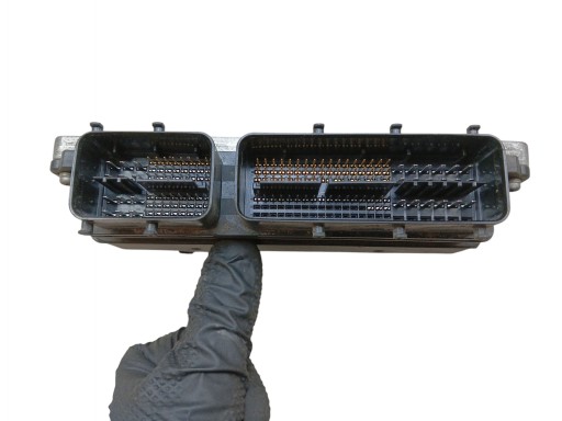 computer control unit of the engine TOYOTA RAV4 III LIFT 2.2 D4D 150KM 89661-42J11