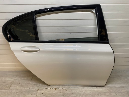 BMW 7 G12 Tür rechts hinten heck Farbe A300