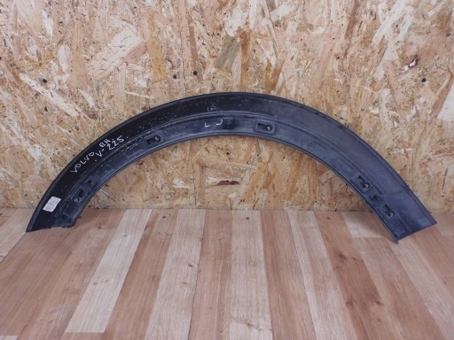 Volvo V90 Cross Country moulding fender cap front right 31386153