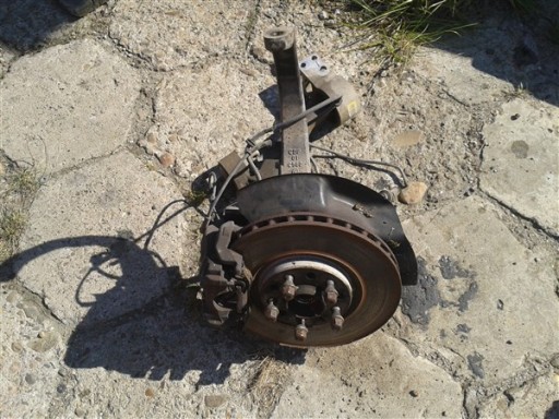 ПЕРЕДНИЙ ЛЕВЫЙ КРОССОВЕР ALFA ROMEO 159 1.9 JTDM