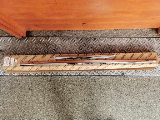 ХРОМИРОВАННЫЕ НАКЛАДКИ НА ДВЕРИ COROLLA PW156-02006-01