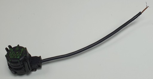 0135454828 0135454728 - Датчик запалювання коректора mercedes w124 0155450828