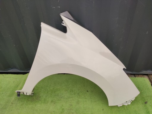 Nissan leaf ii 16- крыло переднее правое