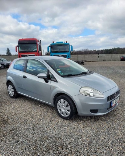 Fiat Punto Grande Punto Hatchback 5d 1.4 8v 77KM 2009