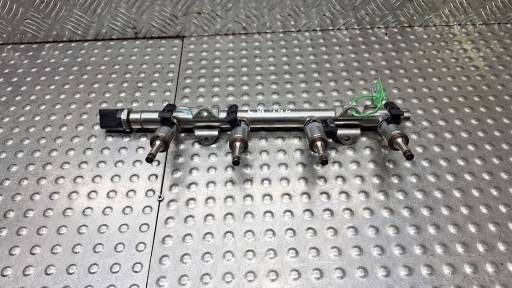 injection ramp nozzles 0261500132 GOLF VI A3 8P LEON II OCTAVIA II 1.4TSI