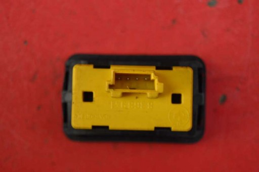 switch lifting windows right front 8368941 BMW E36 90-00