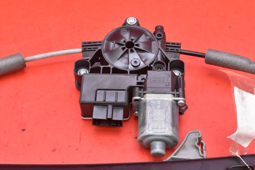 window regulator right rear part 5Q0959812A SKODA SUPERB 3 III sedan 15-20