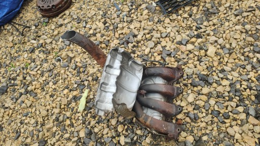 116098RENAULT - KR ВИПУСКНИЙ КОЛЕКТОР RENAULT LAGUNA II 1.8 16V