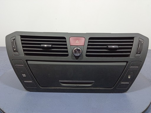 С4 Пикассо и лифт 09-13 рамка радио консоли вентиляционные решетки 9683265680