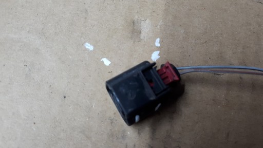 A4 B9 LIFT connecting spoiler KOSTKA 8K0973702F A5 8W Q5