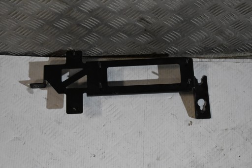 IDEALNA MANIGLIA CONSOLLE MERCEDES W205 C63 1