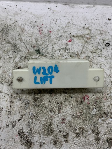 module control unit of the lights A1669003401 MERCEDES W204 COUPE LIFT (2011-2014)