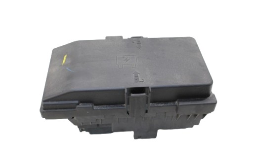 68351953AC - JEEP CHEROKEE KL LIFT 19- 3.2 КОРОБКА ЗАПОБІЖНИКІВ