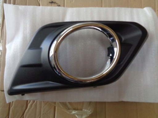 99999990000 - Nissan X-TRAIL T32 галогенна рамка права нова оригінальна