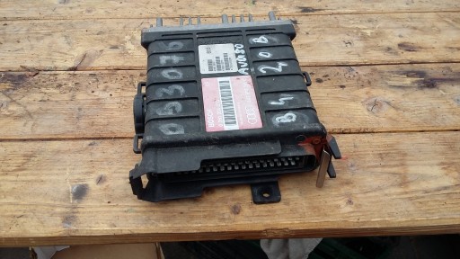 443907311C - Контроллер компьютера audi 80 b4 2.0b 0261200273