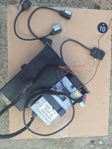 8P0035785 - Интерфейс контроллера модуля ami can audi a3 8p 8p0035785, полный жгут!